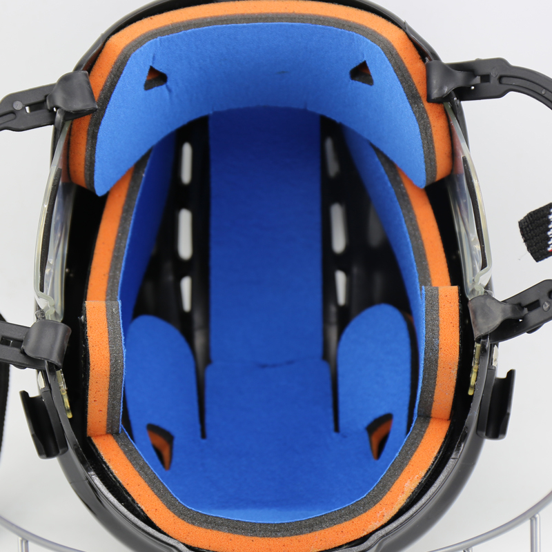 中型安全轮滑曲棍球冰球头盔