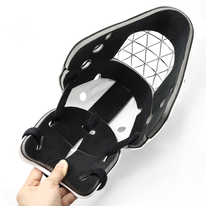 耐用、轻质环形守门员头盔，舒适贴合